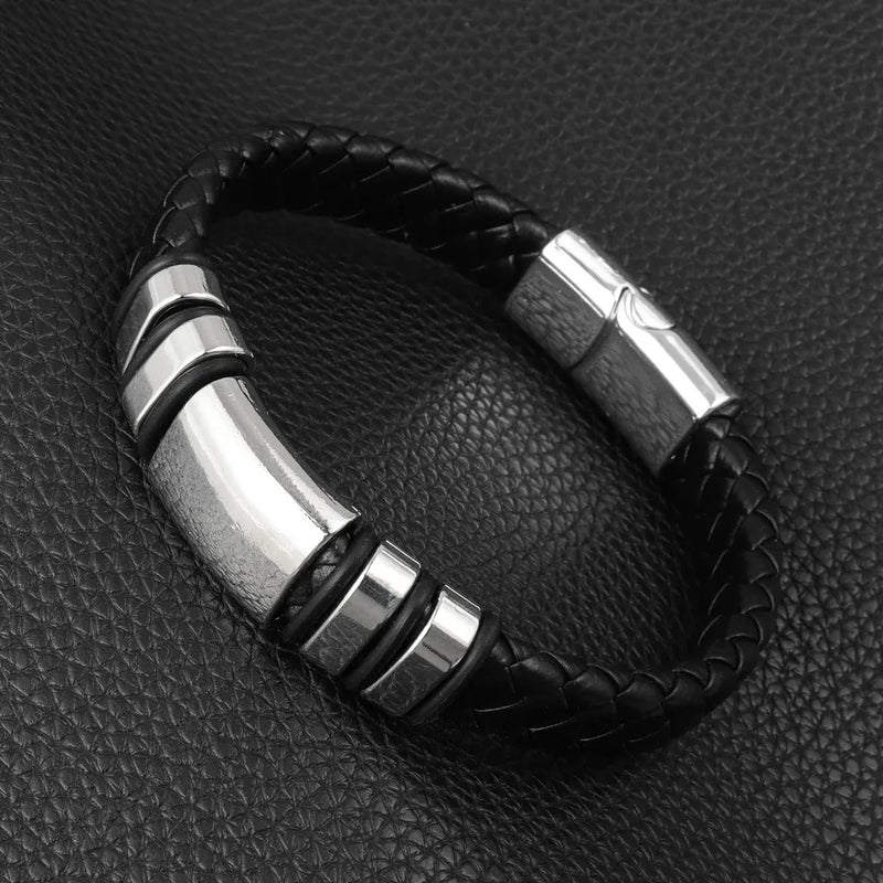 Pulseira Masculina em Couro Trançado: Estilo Clássico e Fecho de Aço Inoxidável